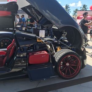 Meet your Posher, Christopher